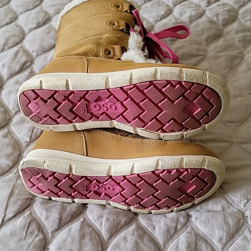 DSG pre- owned girls lace zip boots (see pics)